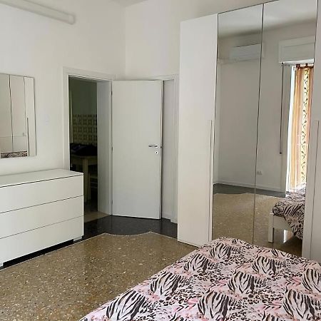 Gg Apartment 萨罗 外观 照片
