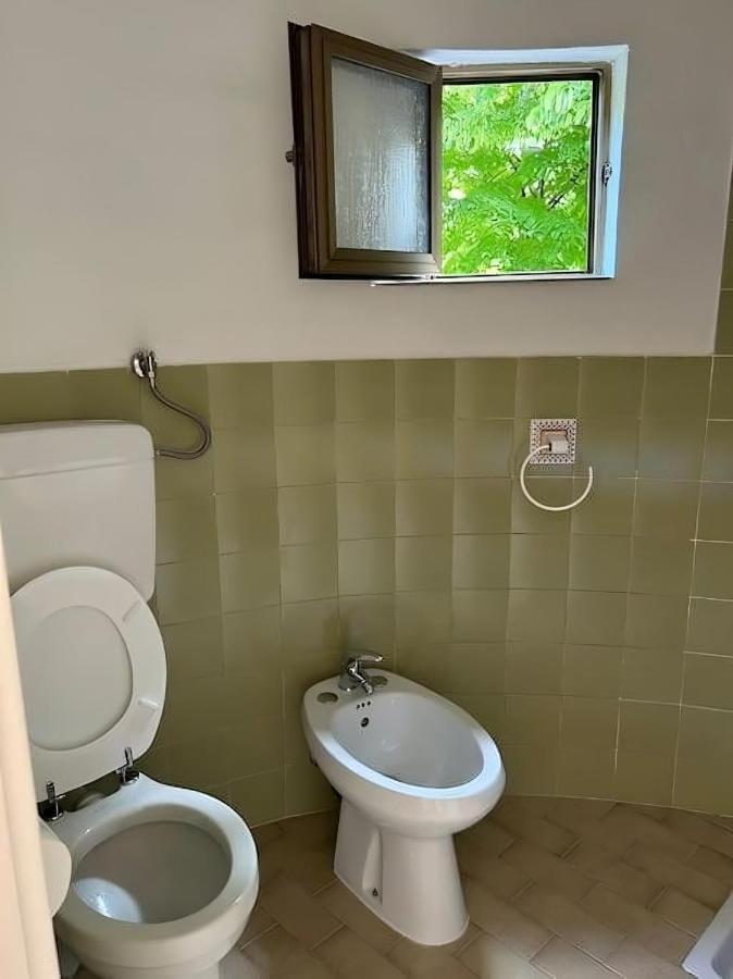 Gg Apartment 萨罗 外观 照片